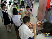 6.5.2014 明德正校食堂 9