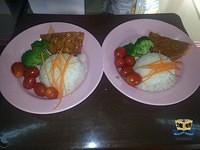 明德正校9.7.2014伙食早餐 黑胡椒猪肉饭